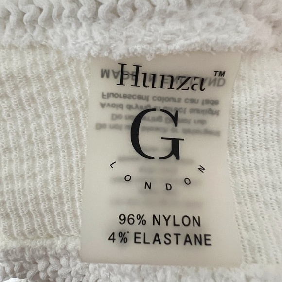 Hunza G Gigi Bikini Smocked Stretch Bikini Swim Bathing Suit Top White - Picture 2 of 3